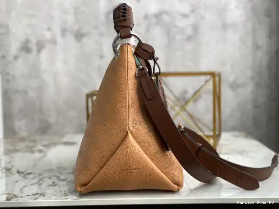 Cheap HOBO BEAUBOURG MM LOUIS VUITTON 0520